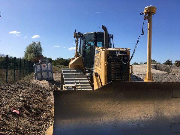Bulldozer Caterpillar D6 – Image 4