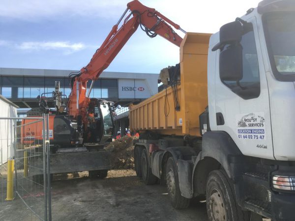 Pelleteuse Hitachi 145 15 tonnes – Image 3