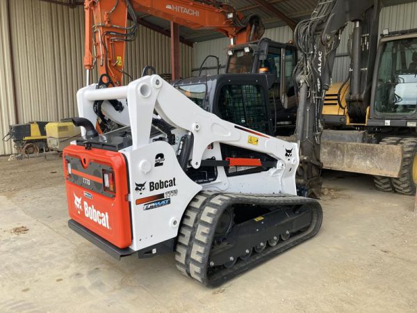 Chargeuse compacte Bobcat T770 – Image 2